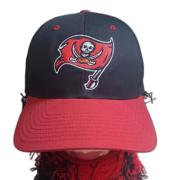Vintage Tampa Bay Bucs 90s snapback