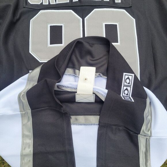 Vintage LA Kings #99 Gretzky CCM Jersey