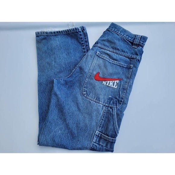 #retrovintagethrift#, #blackownedthrift#, #raptees#