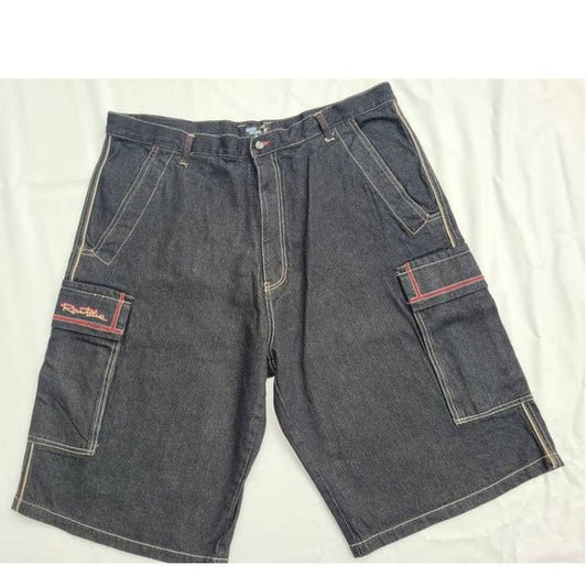 #retrovintagethrift#, #blackownedthrift#, #raptees#