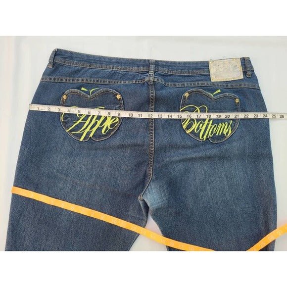 #retrovintagethrift#, #blackownedthrift#, #raptees#