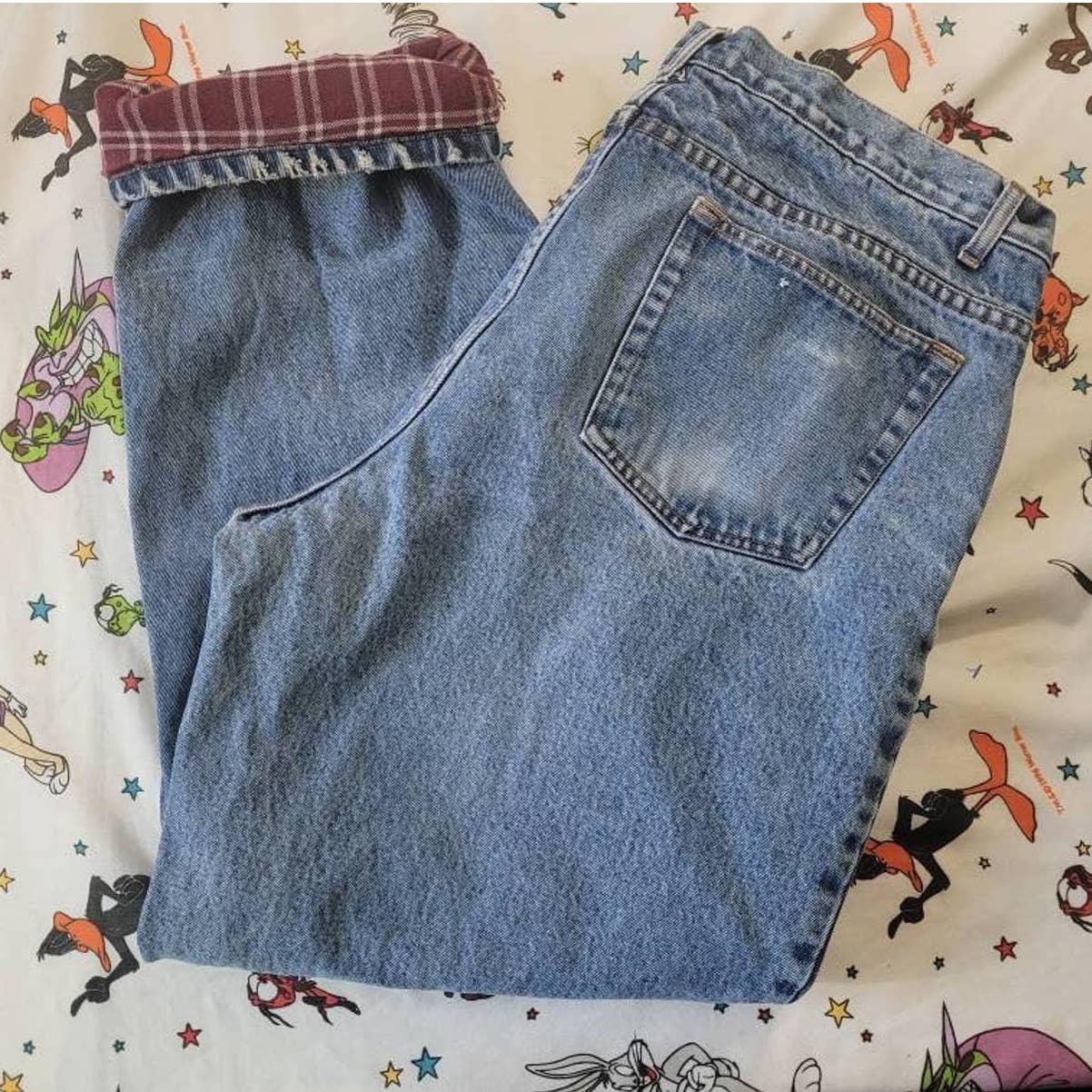 #retrovintagethrift#, #blackownedthrift#, #raptees#