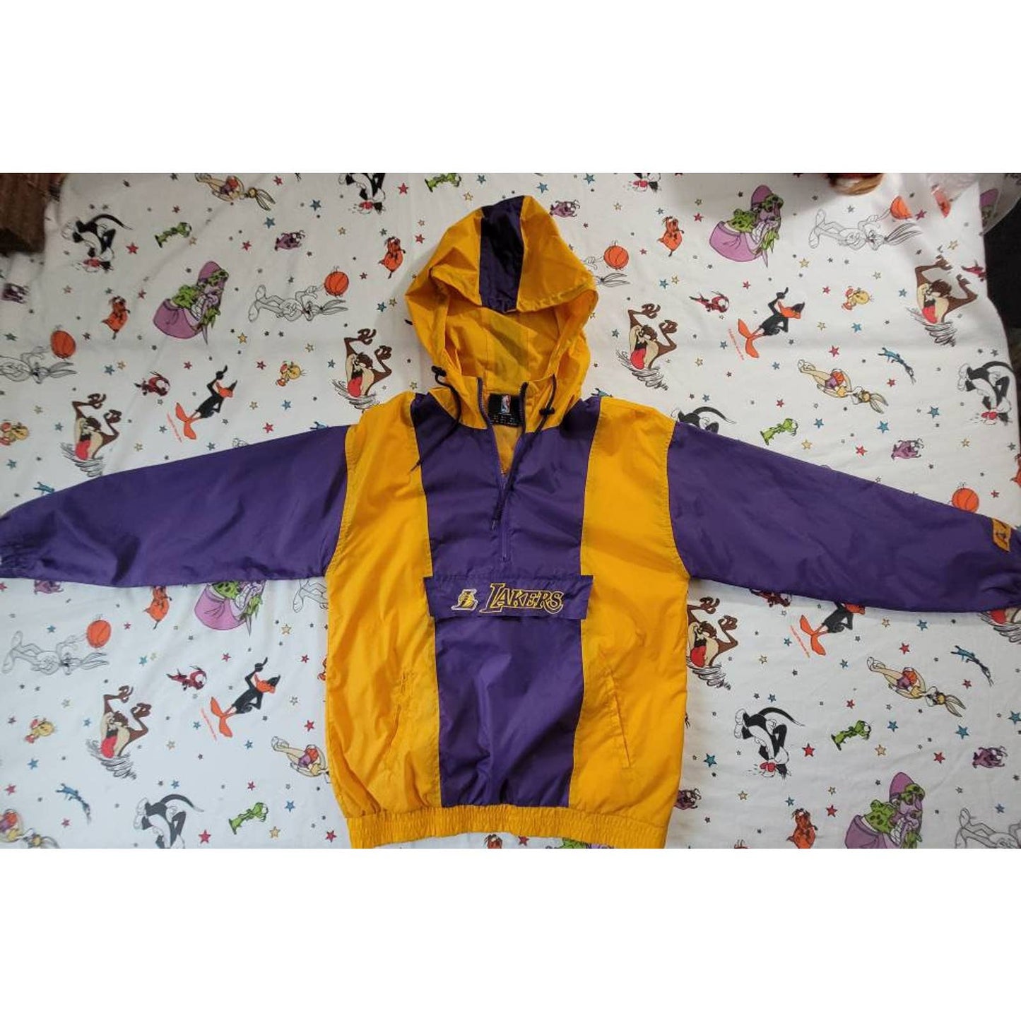 #retrovintagethrift#, #blackownedthrift#, #raptees#
