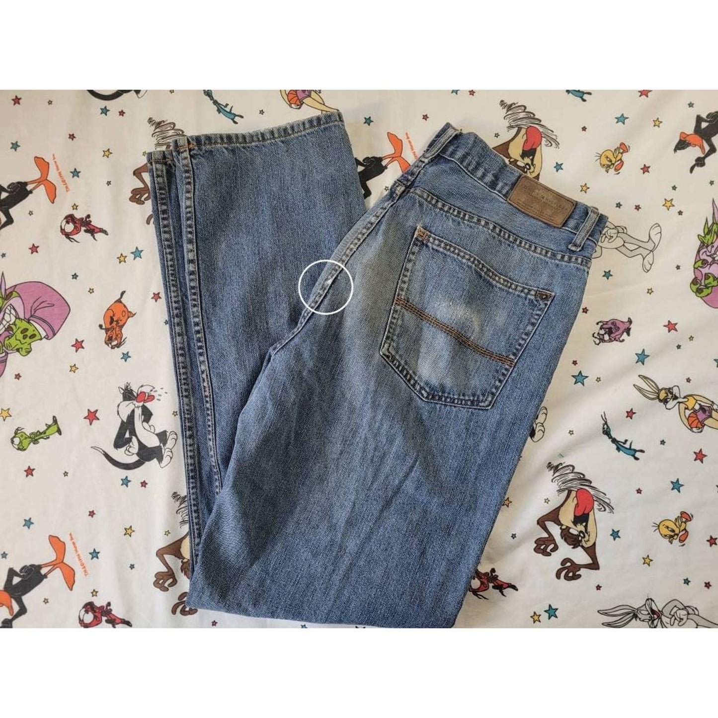 #retrovintagethrift#, #blackownedthrift#, #raptees#