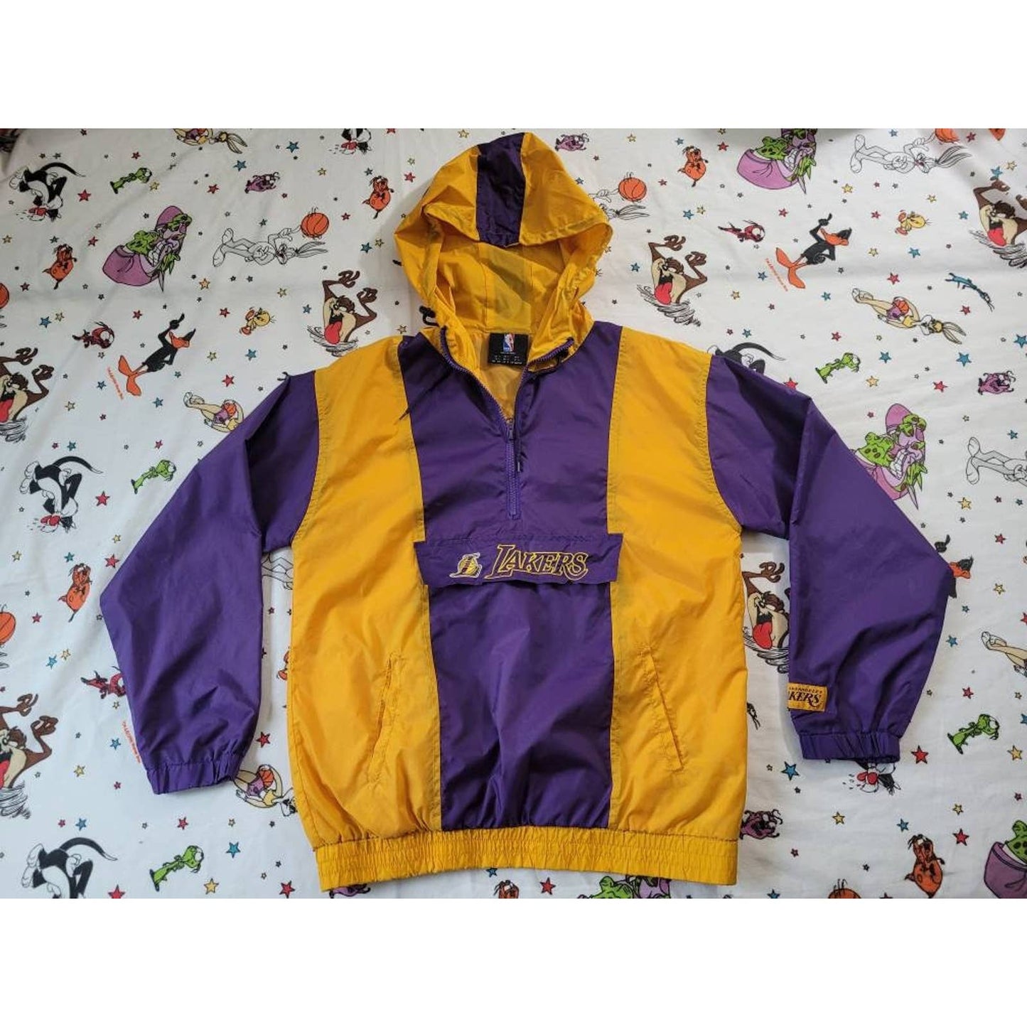 #retrovintagethrift#, #blackownedthrift#, #raptees#