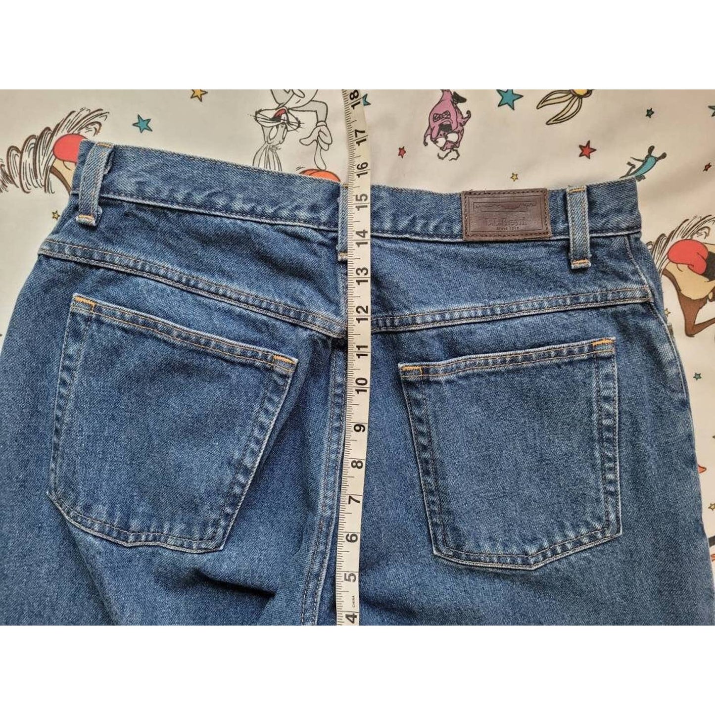 #retrovintagethrift#, #blackownedthrift#, #raptees#