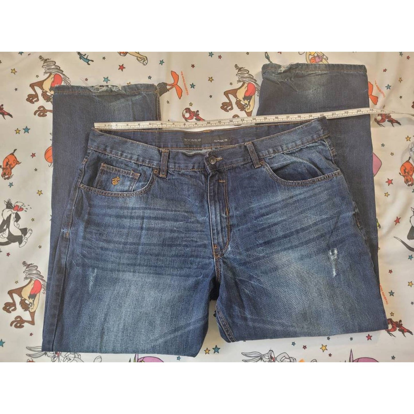 #retrovintagethrift#, #blackownedthrift#, #raptees#
