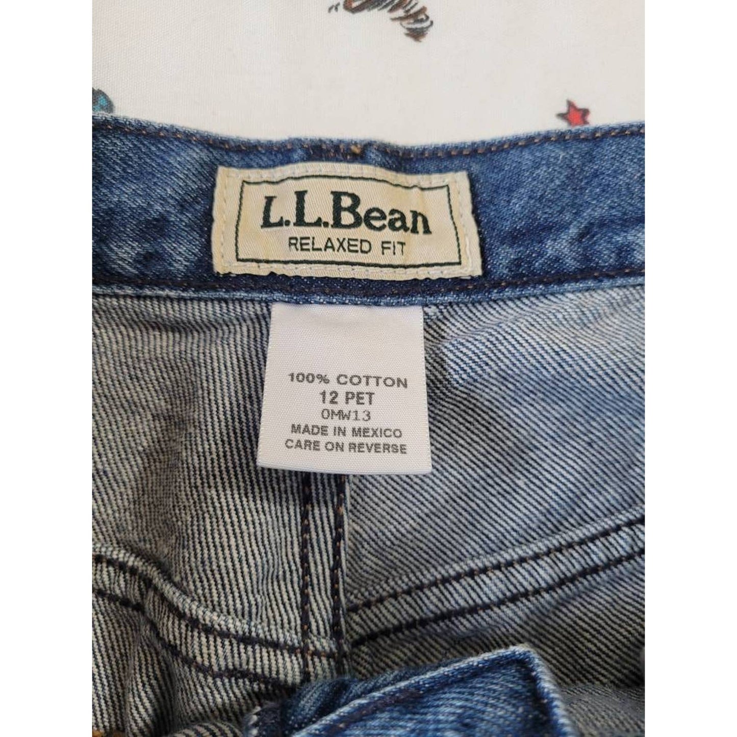 #retrovintagethrift#, #blackownedthrift#, #raptees#