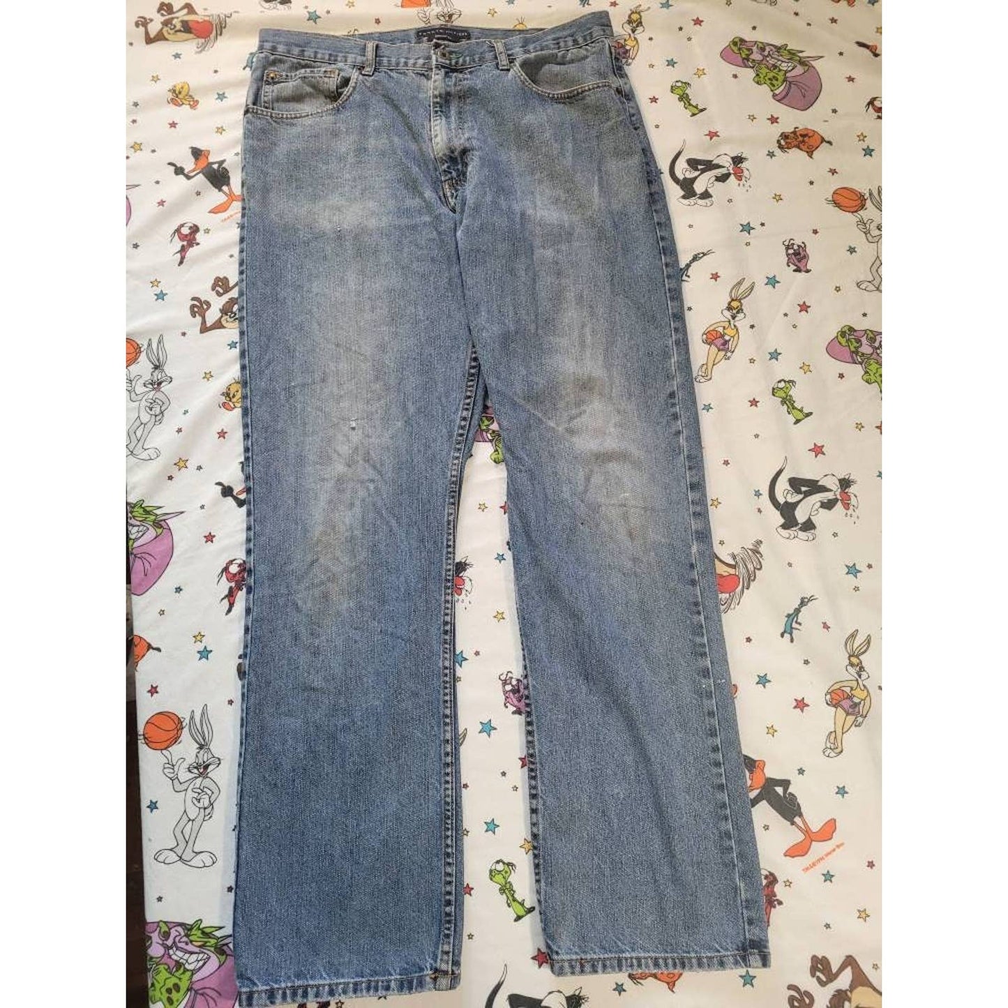 #retrovintagethrift#, #blackownedthrift#, #raptees#