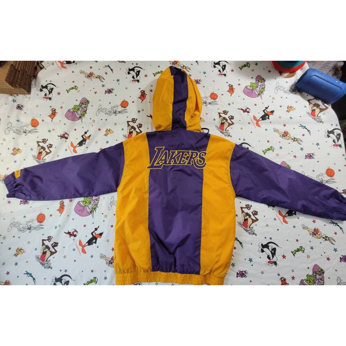 #retrovintagethrift#, #blackownedthrift#, #raptees#
