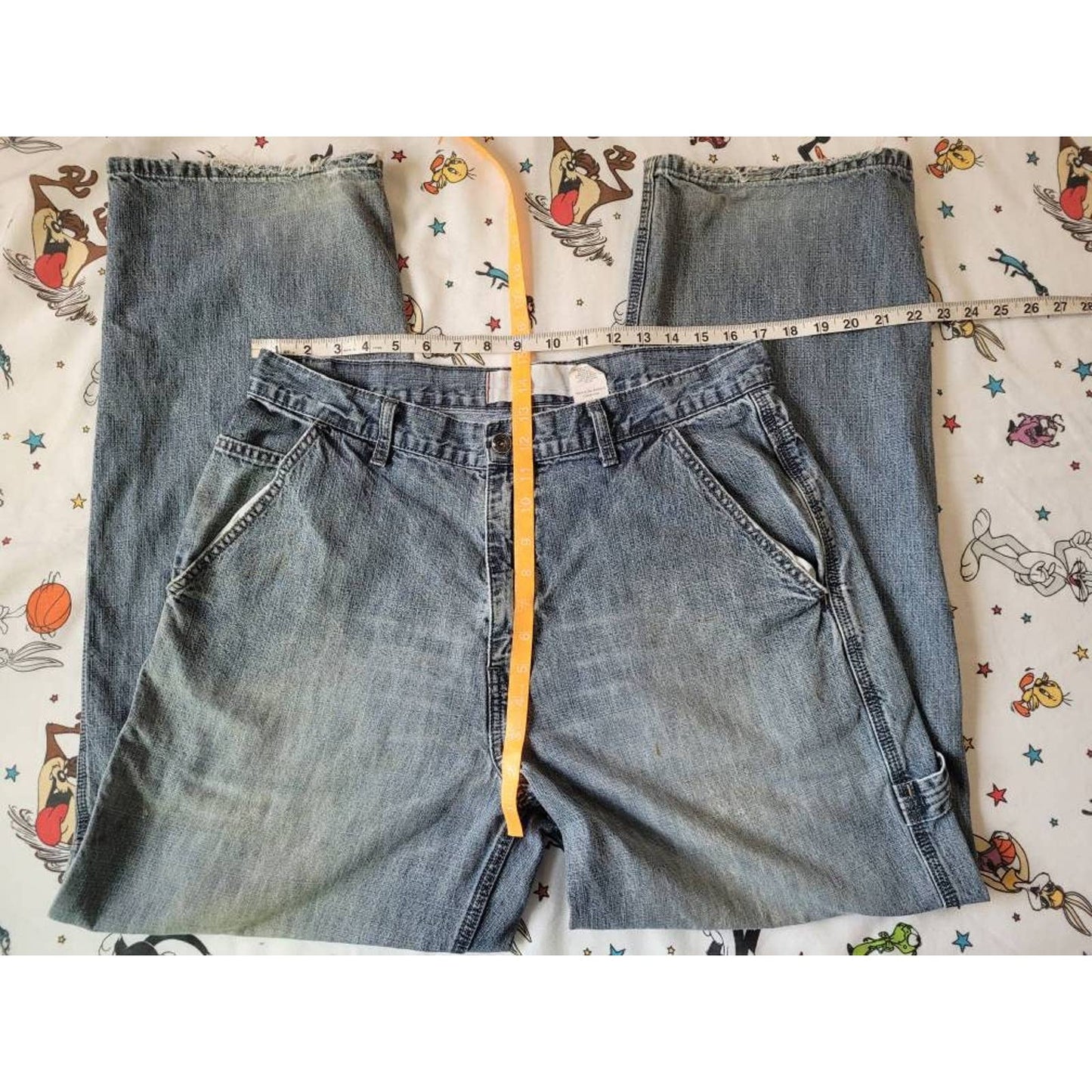#retrovintagethrift#, #blackownedthrift#, #raptees#
