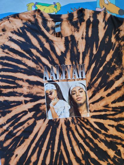 Y2K Aaliyah tie dye Tee Shirt Sz LG