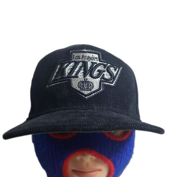 Vintage New Era LA Kings Corduroy snapback hats 9fifty