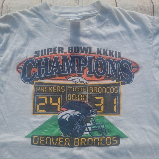 Vintage Denver Broncos Superbowl XXXII Logo 7 tee shirt